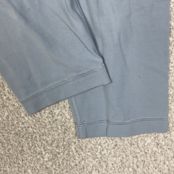 Lululemon Align crop 21” chambray super soft - Picture 7 of 7
